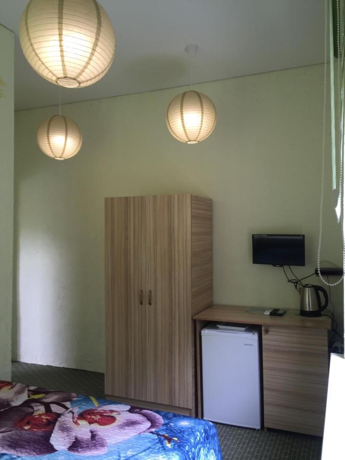 Guest House Inkit Pizunda Bagian luar foto
