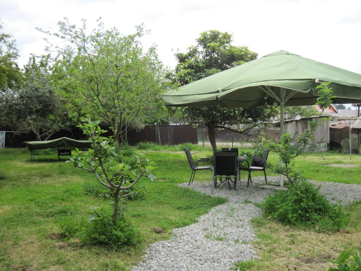 Guest House Inkit Pizunda Bagian luar foto
