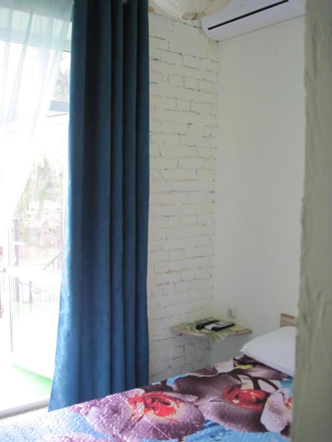 Guest House Inkit Pizunda Bagian luar foto