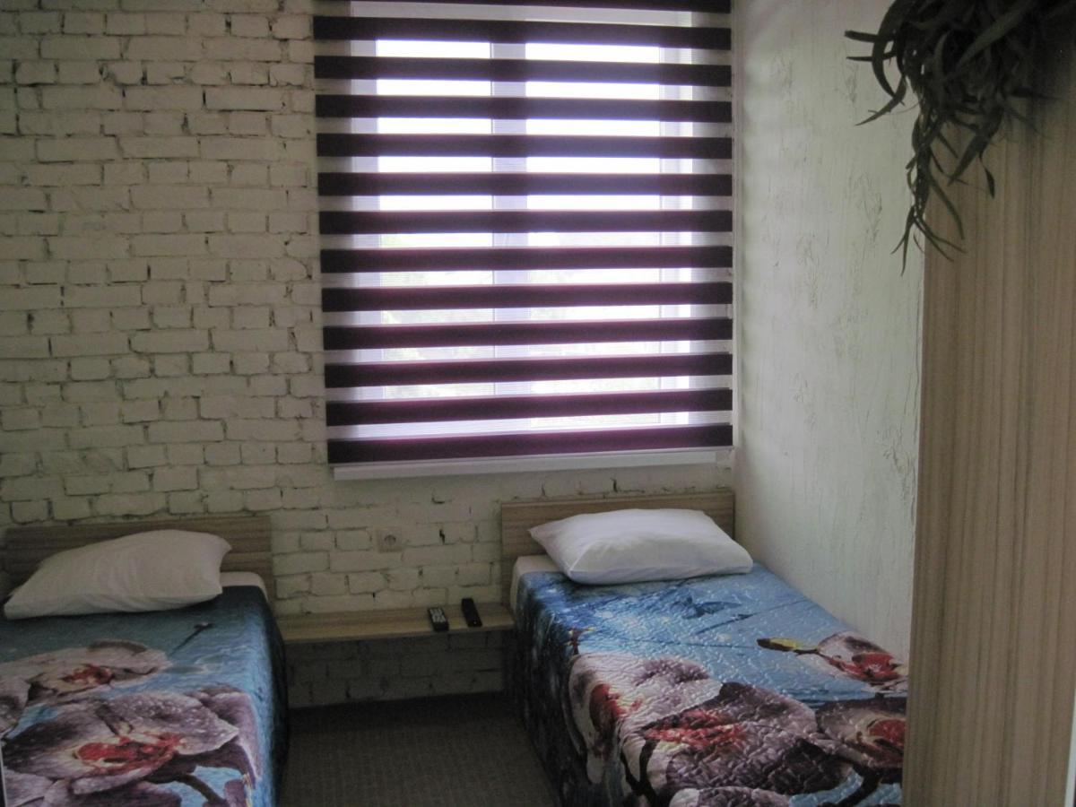 Guest House Inkit Pizunda Bagian luar foto